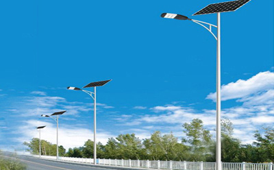 农村道路装海西直辖太阳能路灯选多大瓦数实测